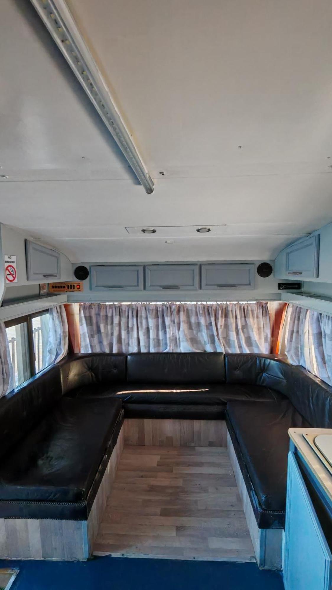 Maggie May House Boat - Colchester - 5Km From Elephant Park Exterior photo