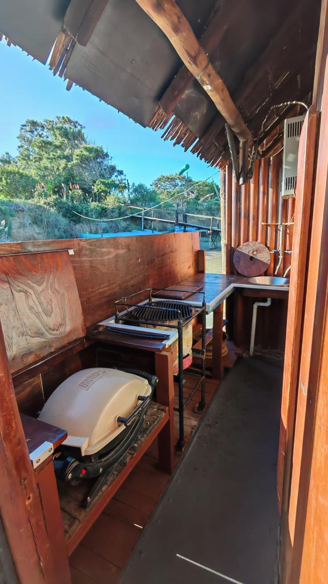 Maggie May House Boat - Colchester - 5Km From Elephant Park Exterior photo